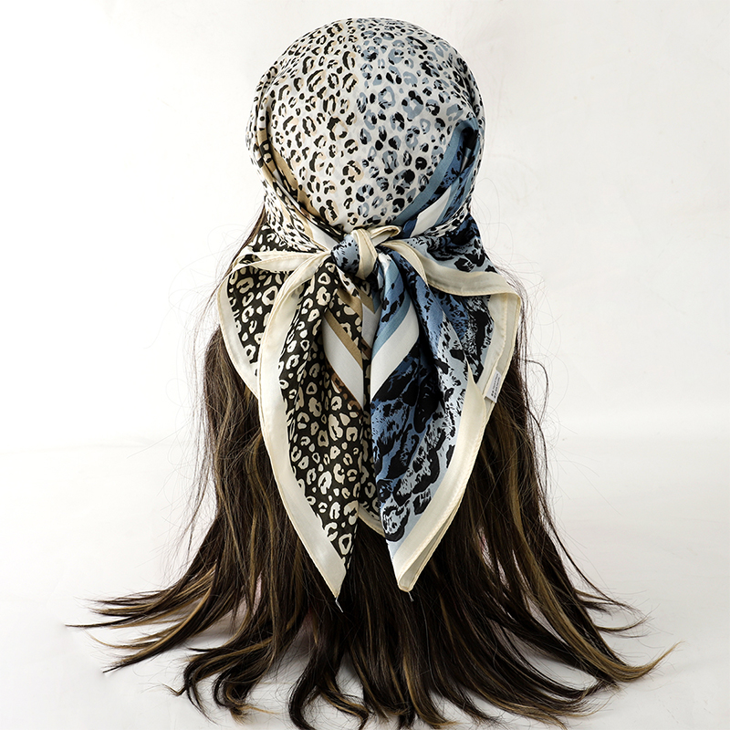 Роскошная шелковая шаль, квадр – обзор и цена Silk Neck Scarf